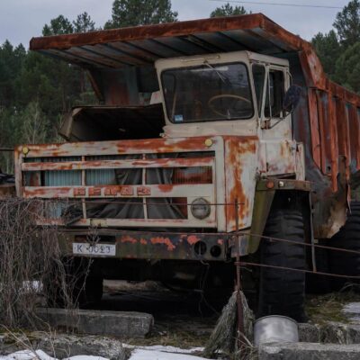 CHERNOBYL GRAVEYARD OF THE VEHICLES 2